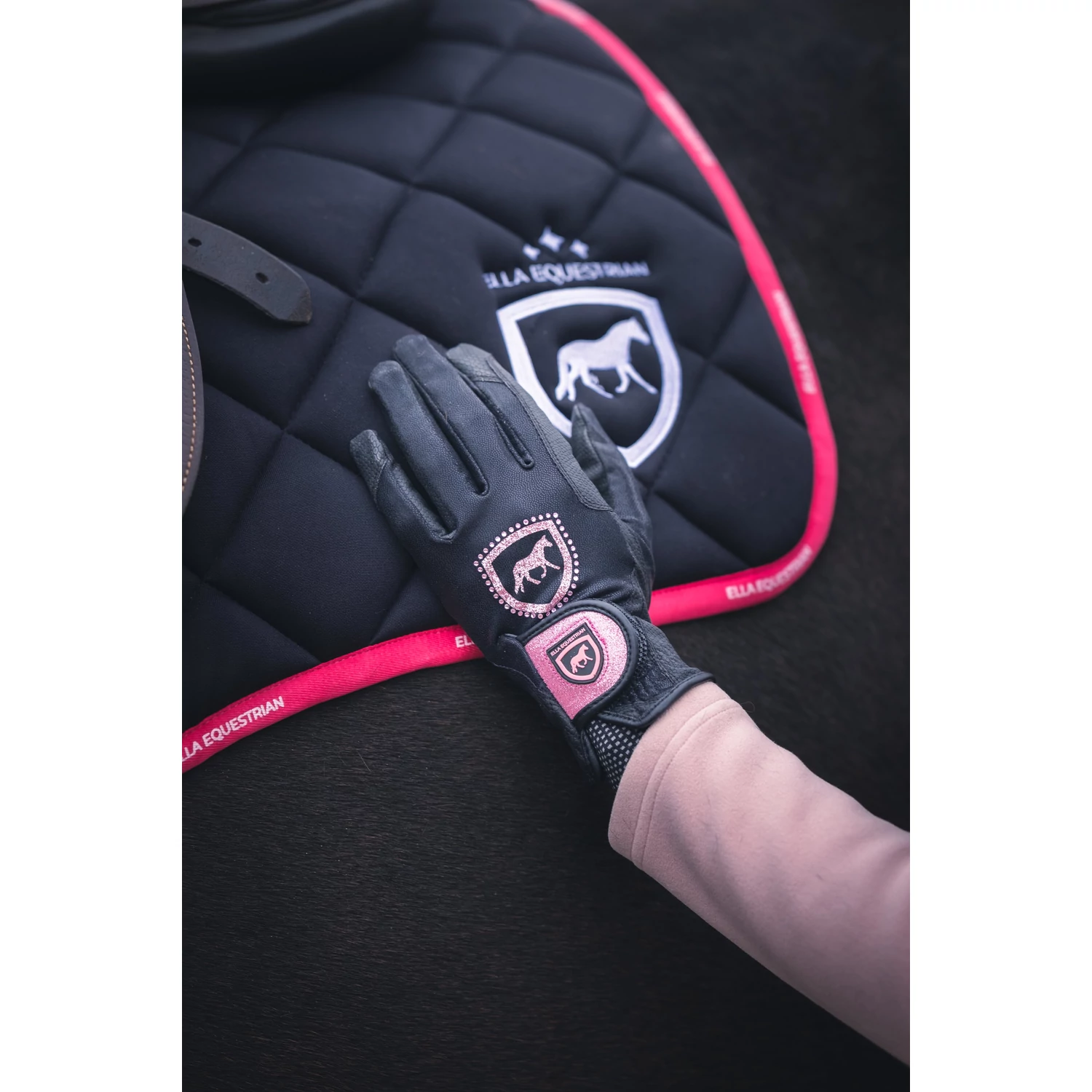 Valentin Szett Black-ELFOGYOTT